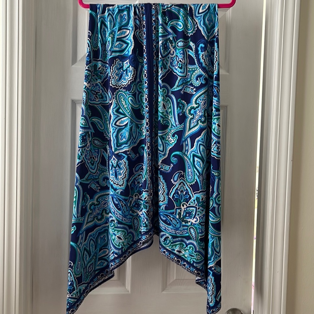 long skirt/dress, paisley print